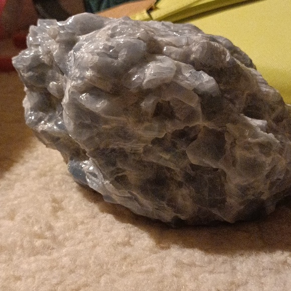 Blue calcite - Picture 2 of 2